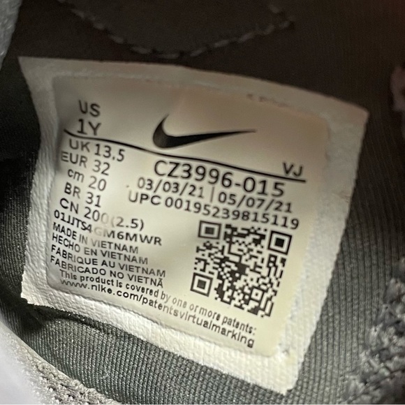 Nike Free RN 2021 Kids Shoes | Gray and Neon Yellow | Size 1Y - Picture 2 of 8